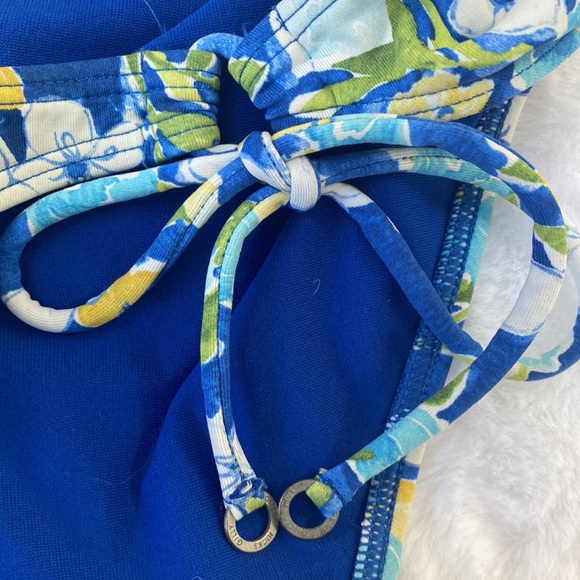 Gilly Hicks Floral Bikini bottom with adjustable keyhole sides - Picture 4 of 5